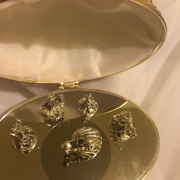 Wallace Nutcracker Music box egg - Picture 8 of 8